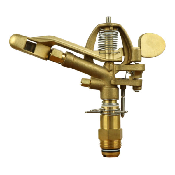 Aspersor de bronce sectorial 1", utilizado en sistemas de riego tecnificado para proporcionar una cobertura específica en áreas particulares. La capacidad de ajustar el ángulo del sector facilita la adaptación del riego a la forma y tamaño del área que se desea regar, optimizando así el uso del agua.